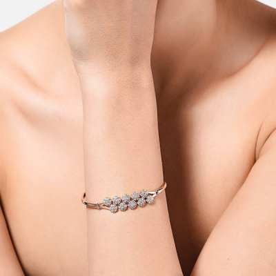 White Rose Gold-Plated Cubic Zirconia Flowers Kada Bracelet