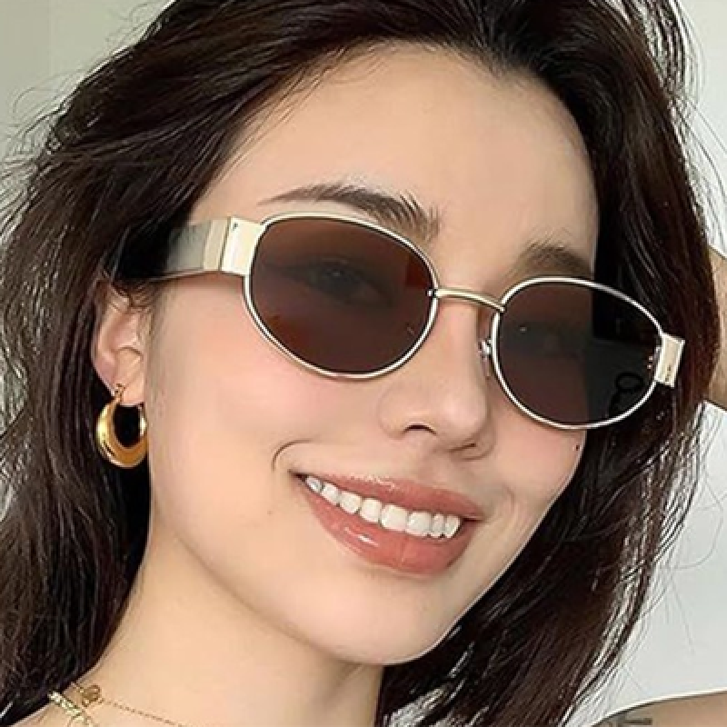 Round Sunglasses with UV Protected Lens